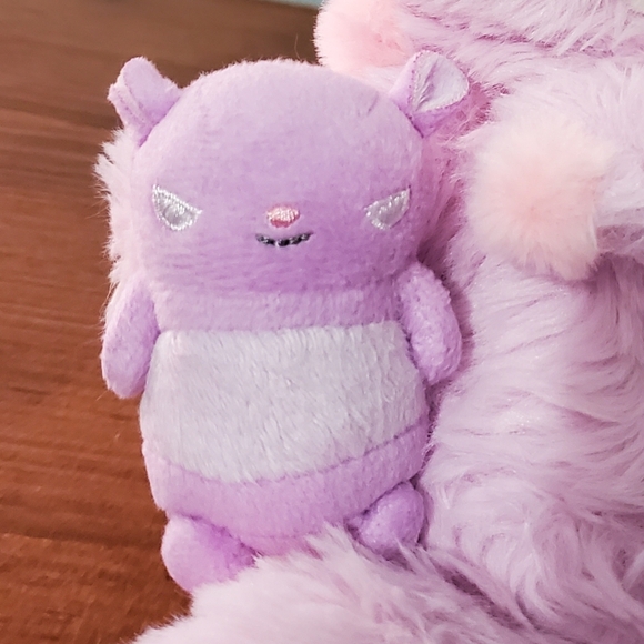 Sanrio Kuromi Faux Fur Plushie with Baku. Rare from Japan In very good condition - Picture 13 of 16